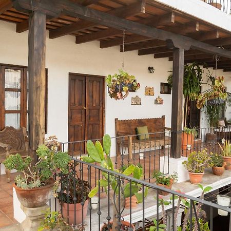 Hotel La Villa Serena Antigua Dış mekan fotoğraf