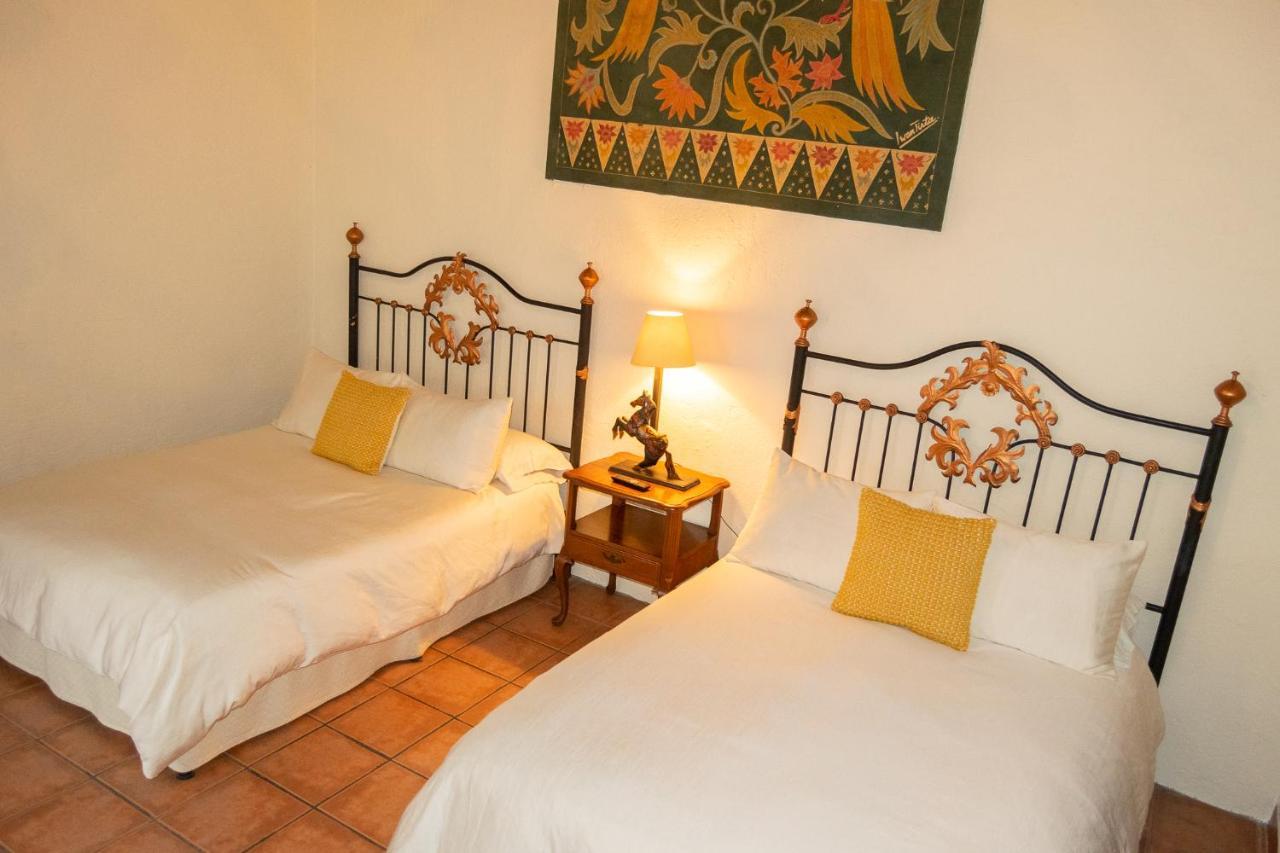 Hotel La Villa Serena Antigua Dış mekan fotoğraf