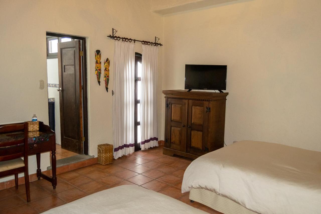 Hotel La Villa Serena Antigua Dış mekan fotoğraf